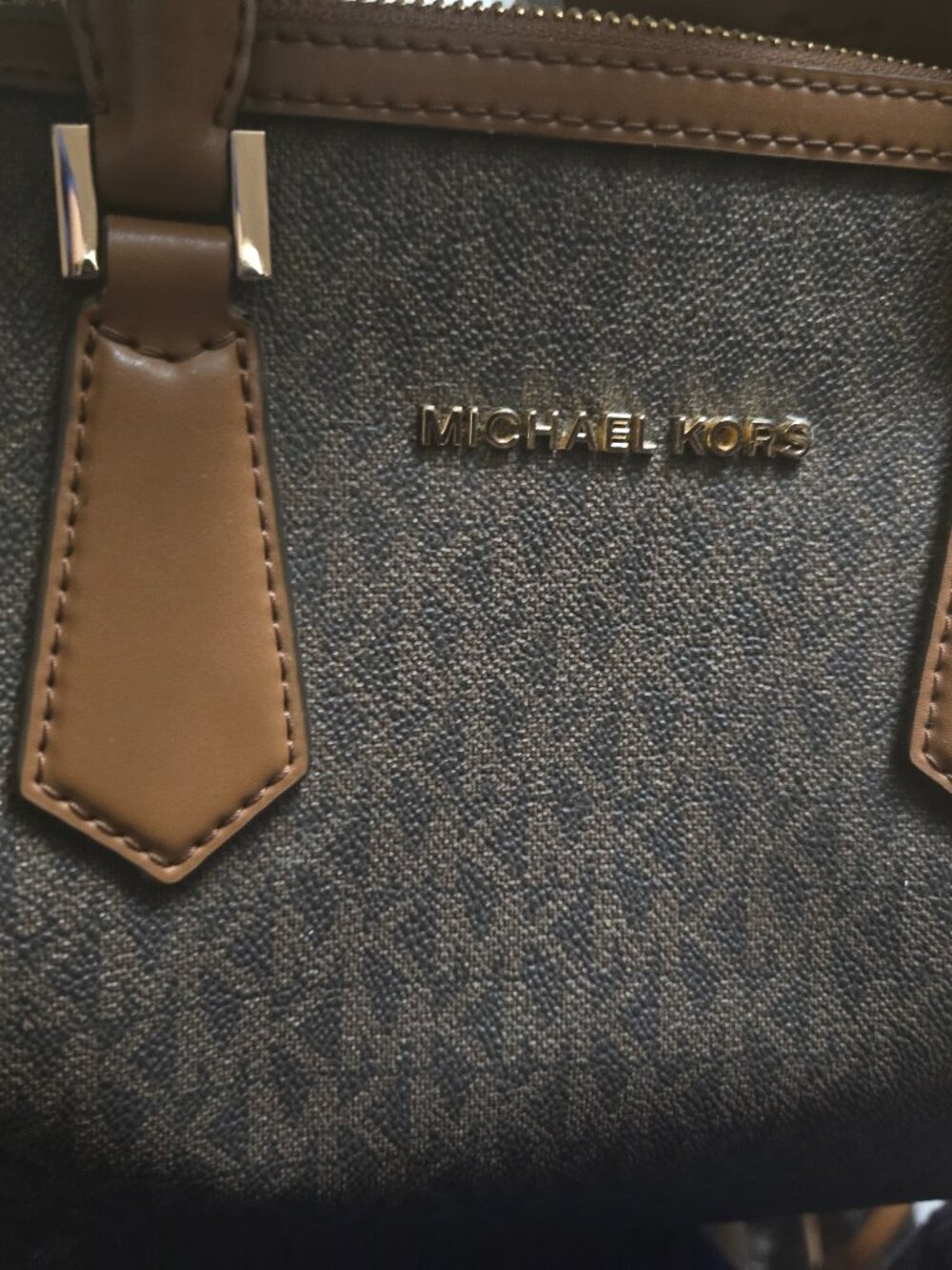 Michael kors duffle